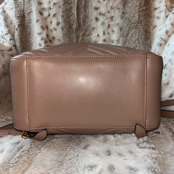 Gucci GG Marmont Backpack Matelasse Pink/Taupe - Picture 5 of 9